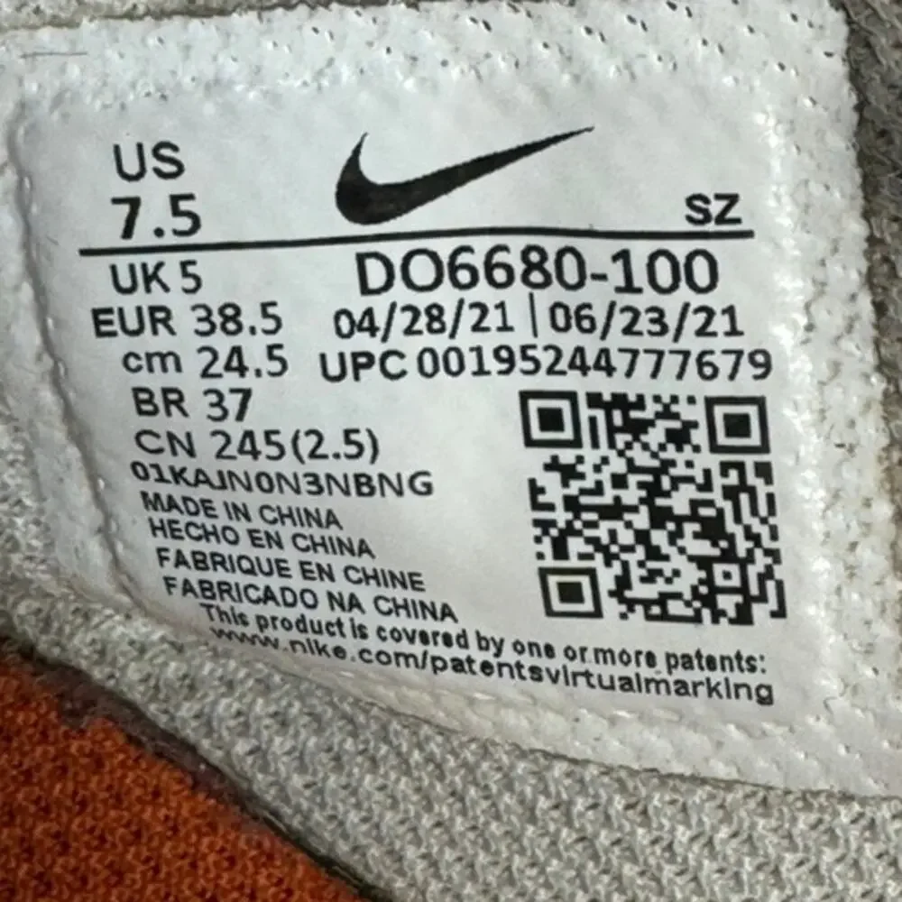 Nike Air Force 1 Shoes Womens 7.5 White 07 Sherpa Fleece Athletic Sneakers